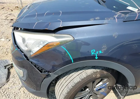 2016 Hyundai Santa Fe Sport 2.4L z USA, uszkodzony, nr VIN 5XYZU3LB8GG328720